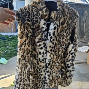 dressbarn Faux Fur Leopard Print Vest in Tan, Black & Cream